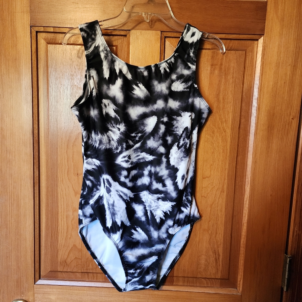 Destira Adult Large Leo